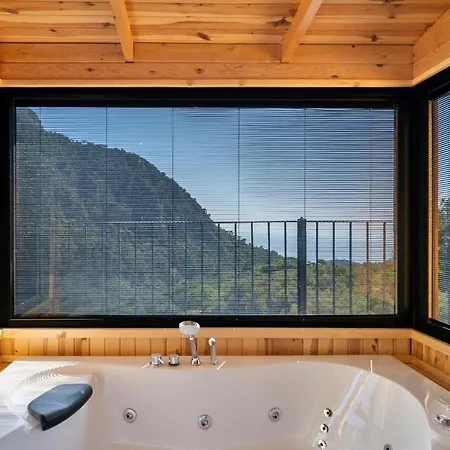 Honeymoon With Private Pool And Sea View